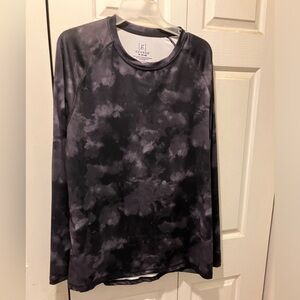 XL long sleeve shirt. NWOT